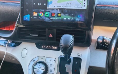 Toyota Sienta II, 2017 год, 1 700 000 рублей, 9 фотография