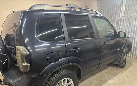 Chevrolet Niva I рестайлинг, 2011 год, 405 000 рублей, 10 фотография