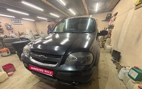 Chevrolet Niva I рестайлинг, 2011 год, 405 000 рублей, 6 фотография