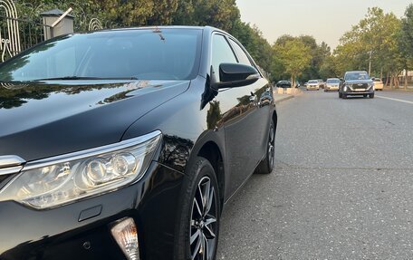 Toyota Camry, 2017 год, 2 150 000 рублей, 5 фотография