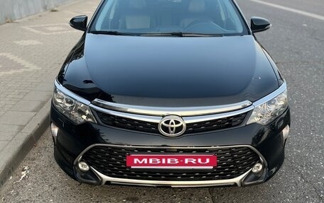 Toyota Camry, 2017 год, 2 150 000 рублей, 14 фотография