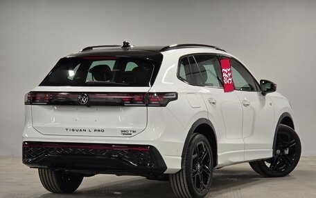 Volkswagen Tiguan, 2025 год, 4 798 000 рублей, 4 фотография