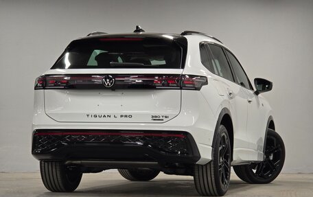 Volkswagen Tiguan, 2025 год, 4 798 000 рублей, 27 фотография