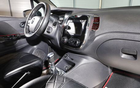 Renault Kaptur I рестайлинг, 2019 год, 1 699 000 рублей, 17 фотография