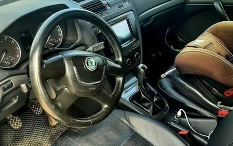 Skoda Octavia, 2010 год, 850 000 рублей, 8 фотография