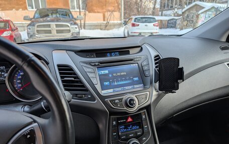 Hyundai Elantra V, 2015 год, 1 300 000 рублей, 8 фотография