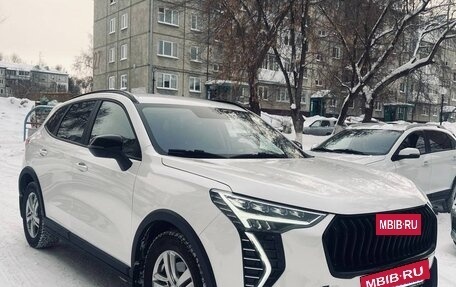 Haval Jolion, 2024 год, 1 925 000 рублей, 4 фотография