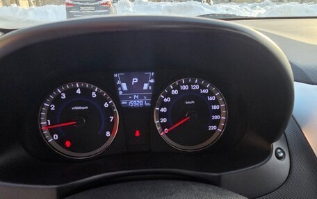 Hyundai Solaris II рестайлинг, 2013 год, 870 000 рублей, 9 фотография