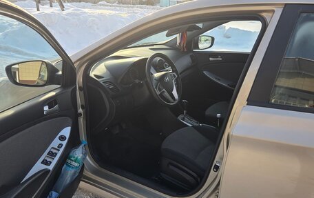 Hyundai Solaris II рестайлинг, 2013 год, 870 000 рублей, 7 фотография