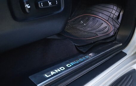 Toyota Land Cruiser 200, 2015 год, 6 550 000 рублей, 28 фотография