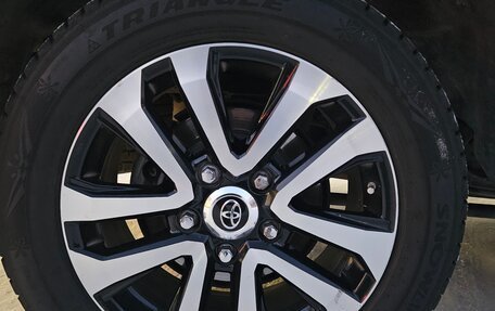 Toyota Land Cruiser 200, 2015 год, 6 550 000 рублей, 29 фотография