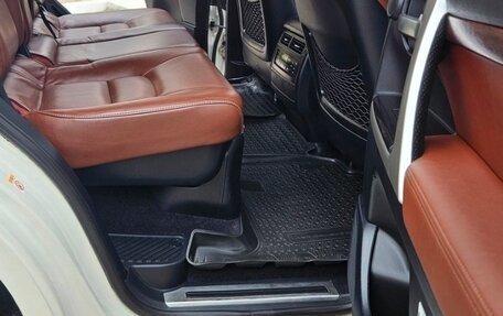 Toyota Land Cruiser 200, 2015 год, 6 550 000 рублей, 20 фотография