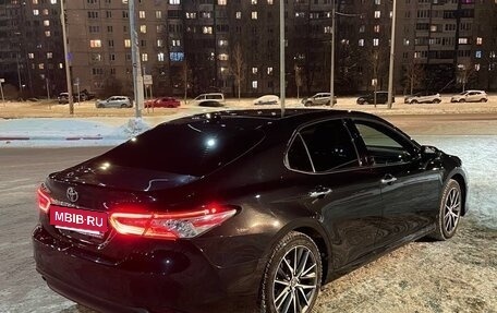 Toyota Camry, 2022 год, 4 150 000 рублей, 2 фотография