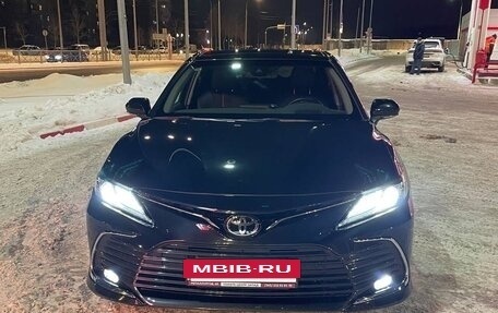 Toyota Camry, 2022 год, 4 150 000 рублей, 8 фотография
