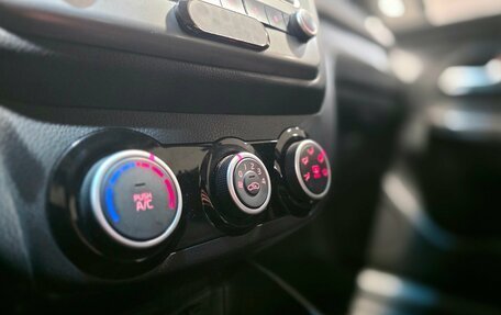 KIA Rio III рестайлинг, 2015 год, 929 000 рублей, 16 фотография