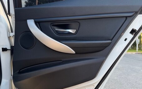 BMW 3 серия, 2016 год, 2 000 000 рублей, 16 фотография