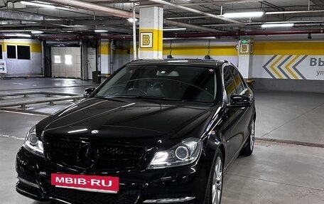 Mercedes-Benz C-Класс, 2011 год, 1 570 000 рублей, 2 фотография