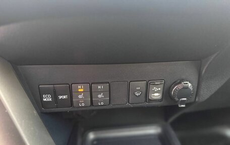 Toyota RAV4, 2013 год, 1 650 000 рублей, 15 фотография