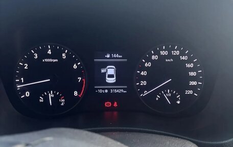 Hyundai Solaris II рестайлинг, 2018 год, 895 000 рублей, 8 фотография