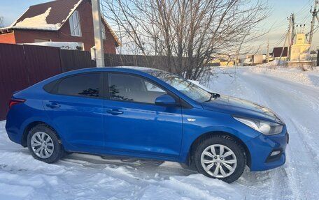 Hyundai Solaris II рестайлинг, 2018 год, 895 000 рублей, 7 фотография