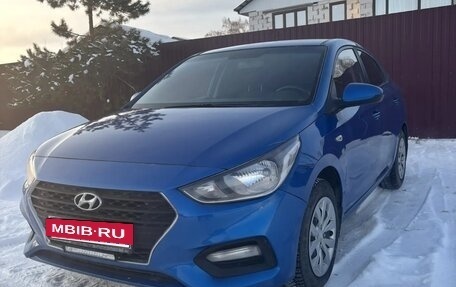 Hyundai Solaris II рестайлинг, 2018 год, 895 000 рублей, 3 фотография