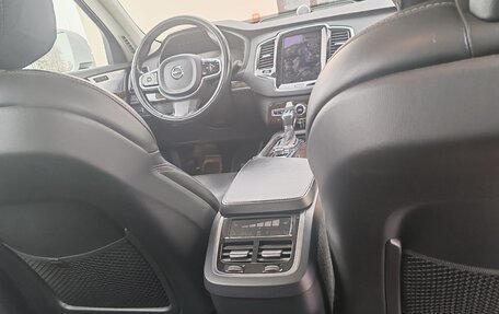 Volvo XC90 II рестайлинг, 2017 год, 3 400 000 рублей, 8 фотография