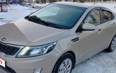 KIA Rio III рестайлинг, 2014 год, 900 000 рублей, 2 фотография