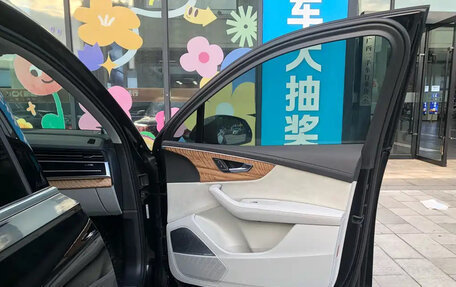 Audi Q7, 2025 год, 12 697 000 рублей, 10 фотография