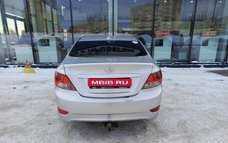 Hyundai Solaris II рестайлинг, 2011 год, 480 000 рублей, 7 фотография