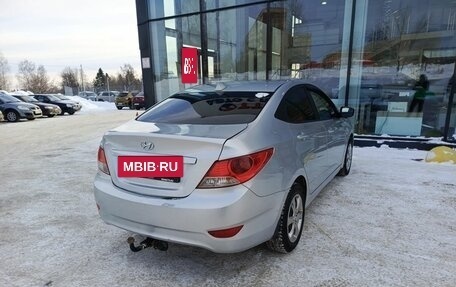 Hyundai Solaris II рестайлинг, 2011 год, 480 000 рублей, 6 фотография