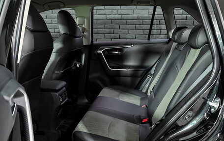 Toyota RAV4, 2025 год, 4 225 000 рублей, 19 фотография