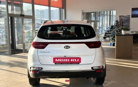 KIA Sportage IV рестайлинг, 2019 год, 1 879 000 рублей, 5 фотография