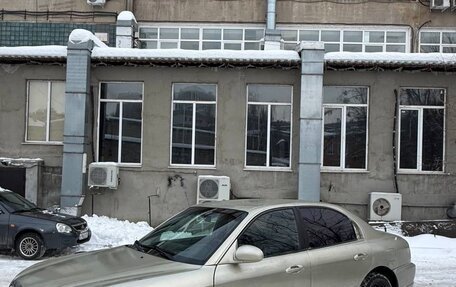 Hyundai Sonata IV рестайлинг, 2005 год, 190 000 рублей, 1 фотография