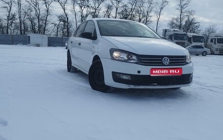 Volkswagen Polo VI (EU Market), 2015 год, 760 000 рублей, 1 фотография