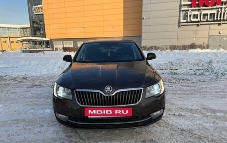 Skoda Superb III рестайлинг, 2014 год, 999 999 рублей, 2 фотография