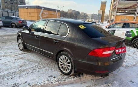 Skoda Superb III рестайлинг, 2014 год, 999 999 рублей, 7 фотография