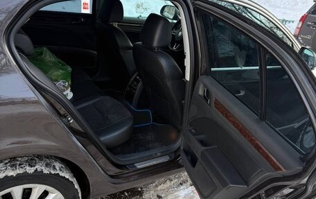 Skoda Superb III рестайлинг, 2014 год, 999 999 рублей, 9 фотография