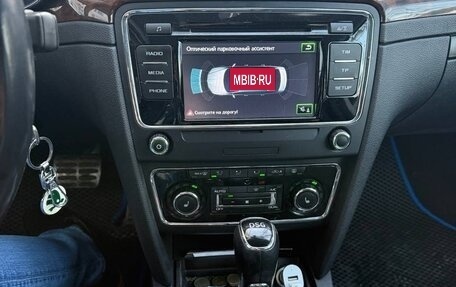 Skoda Superb III рестайлинг, 2014 год, 999 999 рублей, 19 фотография