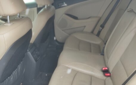 KIA Optima III, 2012 год, 1 300 000 рублей, 17 фотография