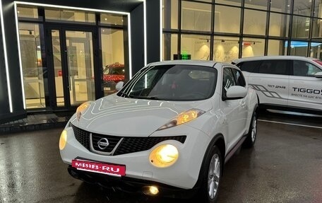 Nissan Juke II, 2011 год, 888 000 рублей, 2 фотография