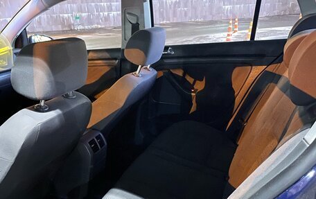 Volkswagen Golf V, 2004 год, 405 000 рублей, 13 фотография