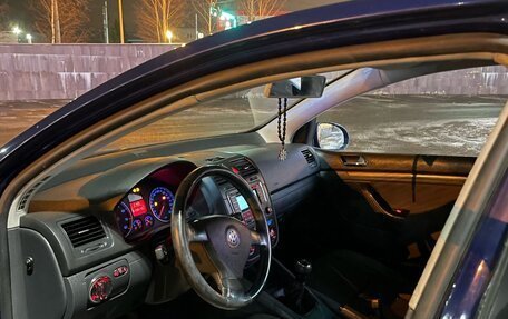 Volkswagen Golf V, 2004 год, 405 000 рублей, 12 фотография