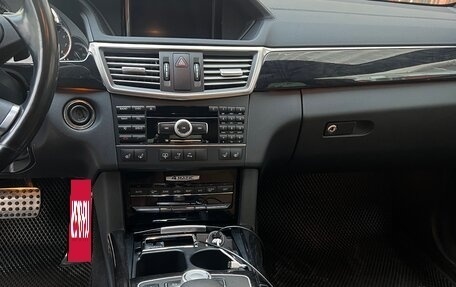 Mercedes-Benz E-Класс, 2011 год, 1 490 000 рублей, 16 фотография