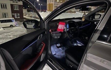 Geely Coolray I, 2024 год, 2 700 000 рублей, 2 фотография