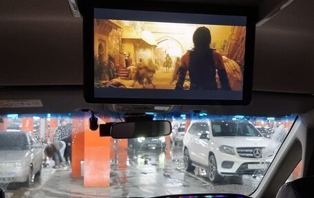 Honda Stepwgn IV, 2019 год, 2 850 000 рублей, 14 фотография