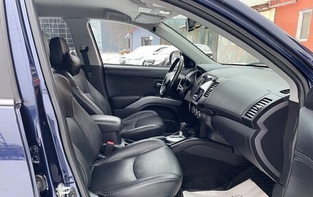 Mitsubishi Outlander III рестайлинг 3, 2011 год, 1 420 000 рублей, 12 фотография