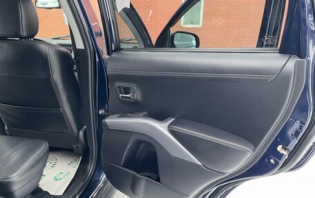 Mitsubishi Outlander III рестайлинг 3, 2011 год, 1 420 000 рублей, 16 фотография