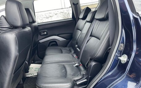 Mitsubishi Outlander III рестайлинг 3, 2011 год, 1 420 000 рублей, 17 фотография