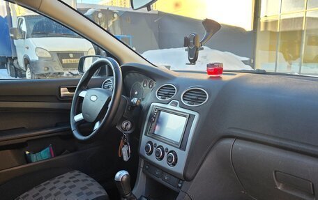 Ford Focus II рестайлинг, 2006 год, 650 000 рублей, 21 фотография