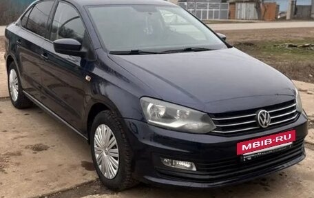 Volkswagen Polo VI (EU Market), 2015 год, 700 000 рублей, 4 фотография